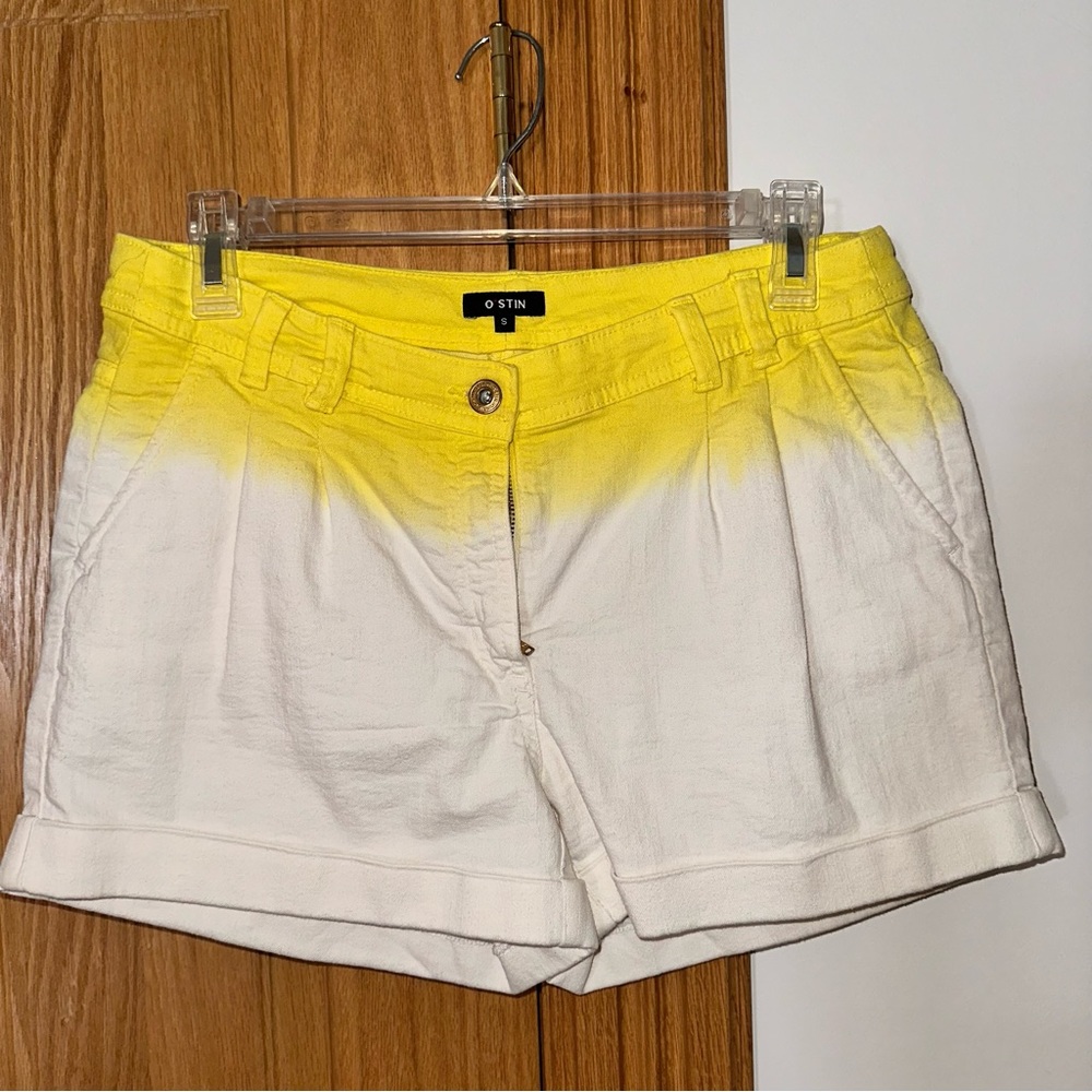 Shorts size S mid-rise 16” laying flat 32” around - Picture 4 of 7